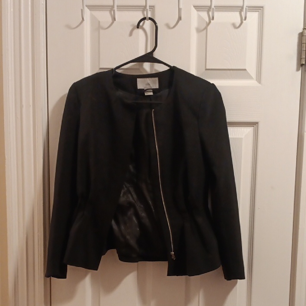 H&M Black Tailored Blazer with Collarless Design